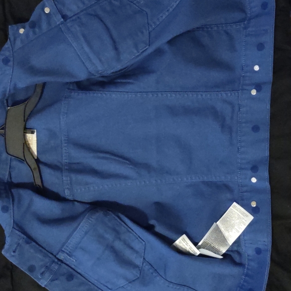 Levis Women's vest blue with dark blue polka dots, size small. - Picture 5 of 9